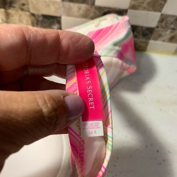 Victoria’s Secret Bikini Top  - Picture 4 of 4